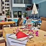 Kleopatra Smile Hotel